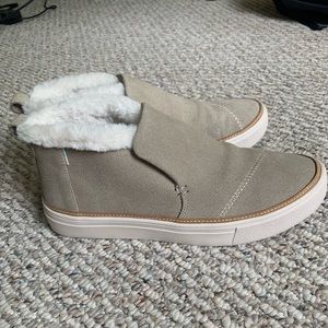 Toms slip on sneakers